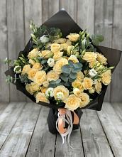 Букет цветов из:  Розы и Лизиантусы #REPLACE_PRED# Верхотурье