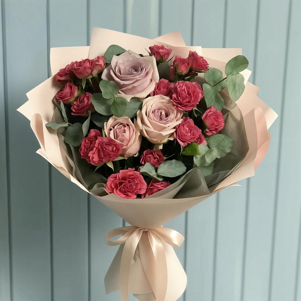 Букет цветов из: Гвоздики и Розы в Верхотурье