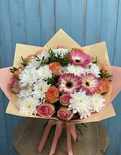 Букет цветов из:  Розы, Герберы и Хризантемы в Верхотурье