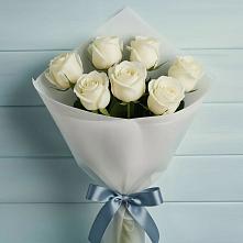 Букет 7 Белых роз Эдлесс Лав в Верхотурье
