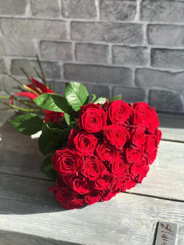 Букет Красные розы Фридом в Верхотурье