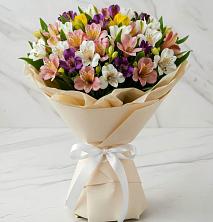 Букет цветов из:  Альстромерии в Верхотурье