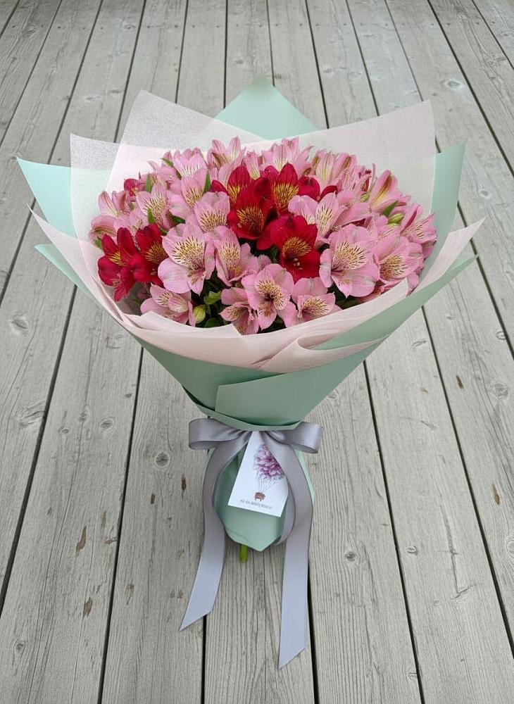 Букет цветов из: Альстромерии в Верхотурье