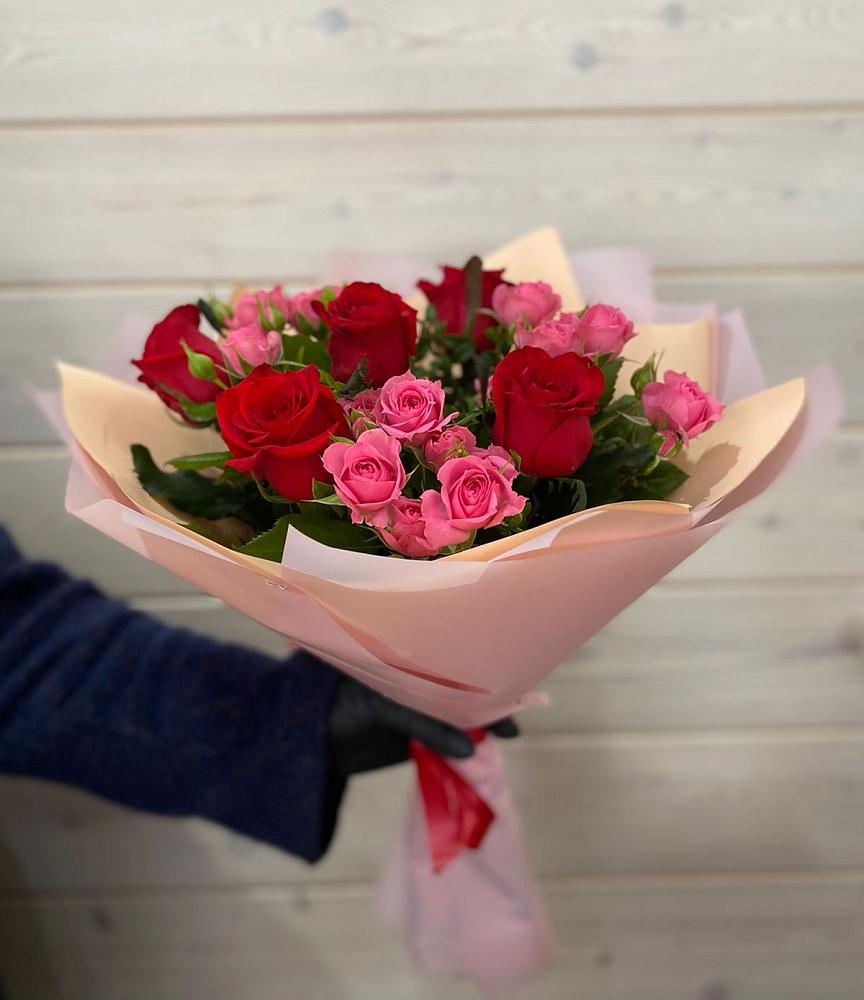 Букет цветов из: Розы в Верхотурье